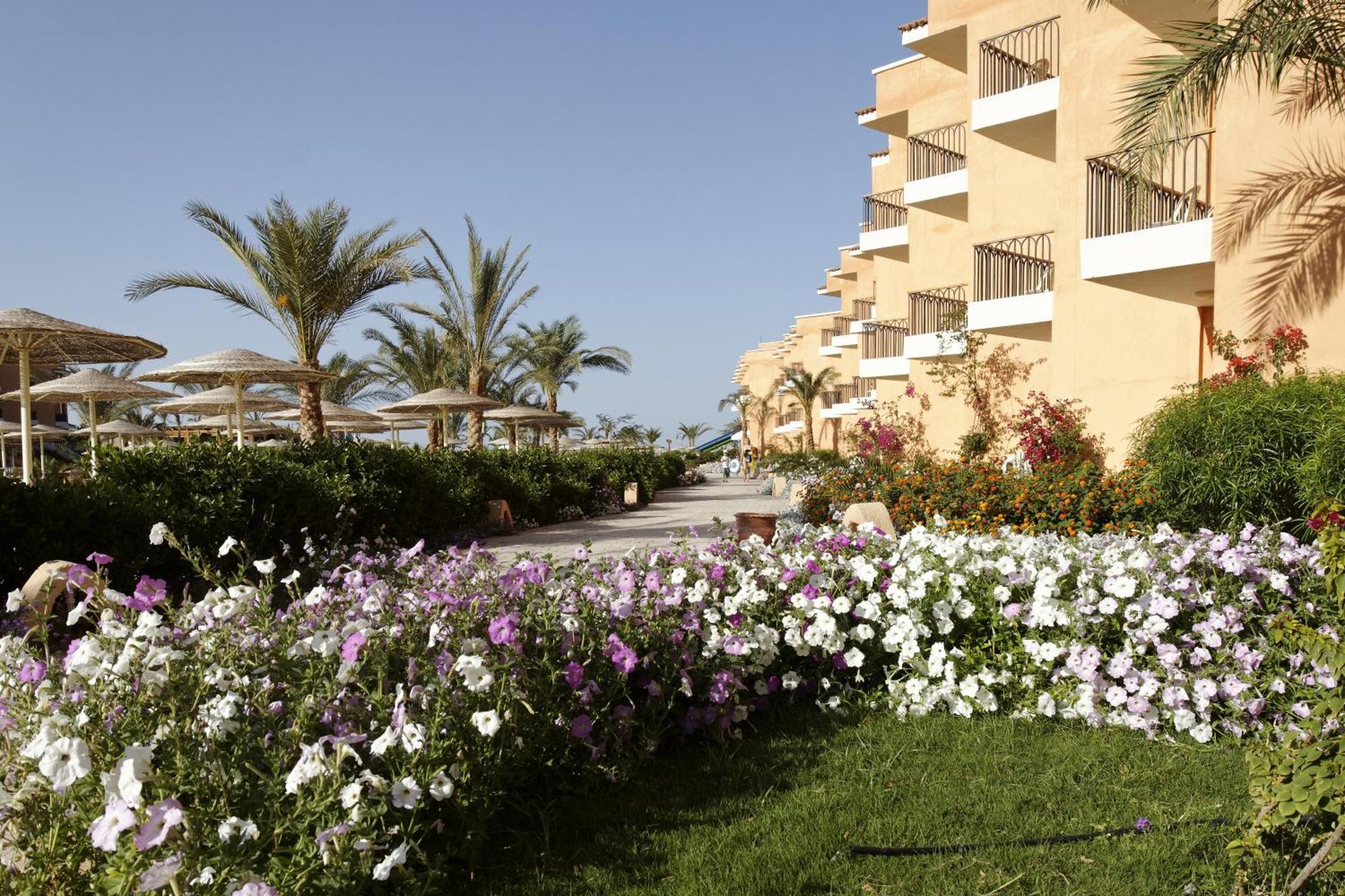 Three Corners Sunny Beach Resort Hurghada Exterior photo
